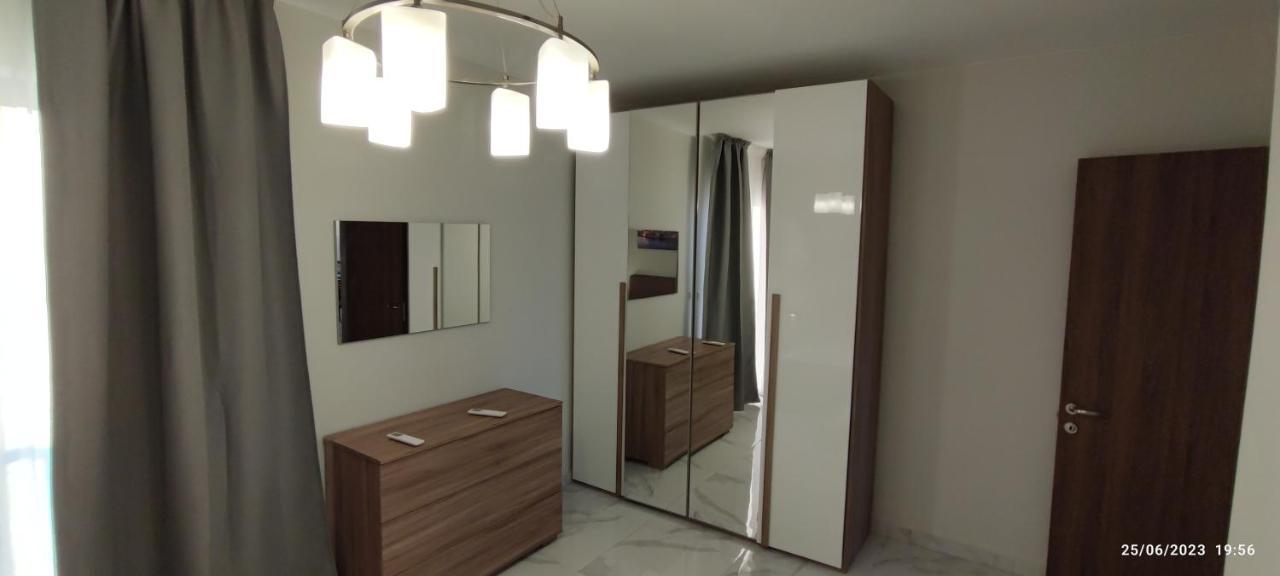 Skyline Court Holiday Apartments Hal Ghaxiak Exterior foto